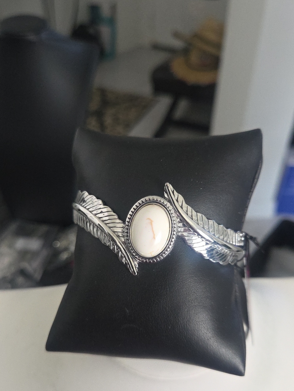 Paparazzi Wild Wild Nest White Bracelet NWT